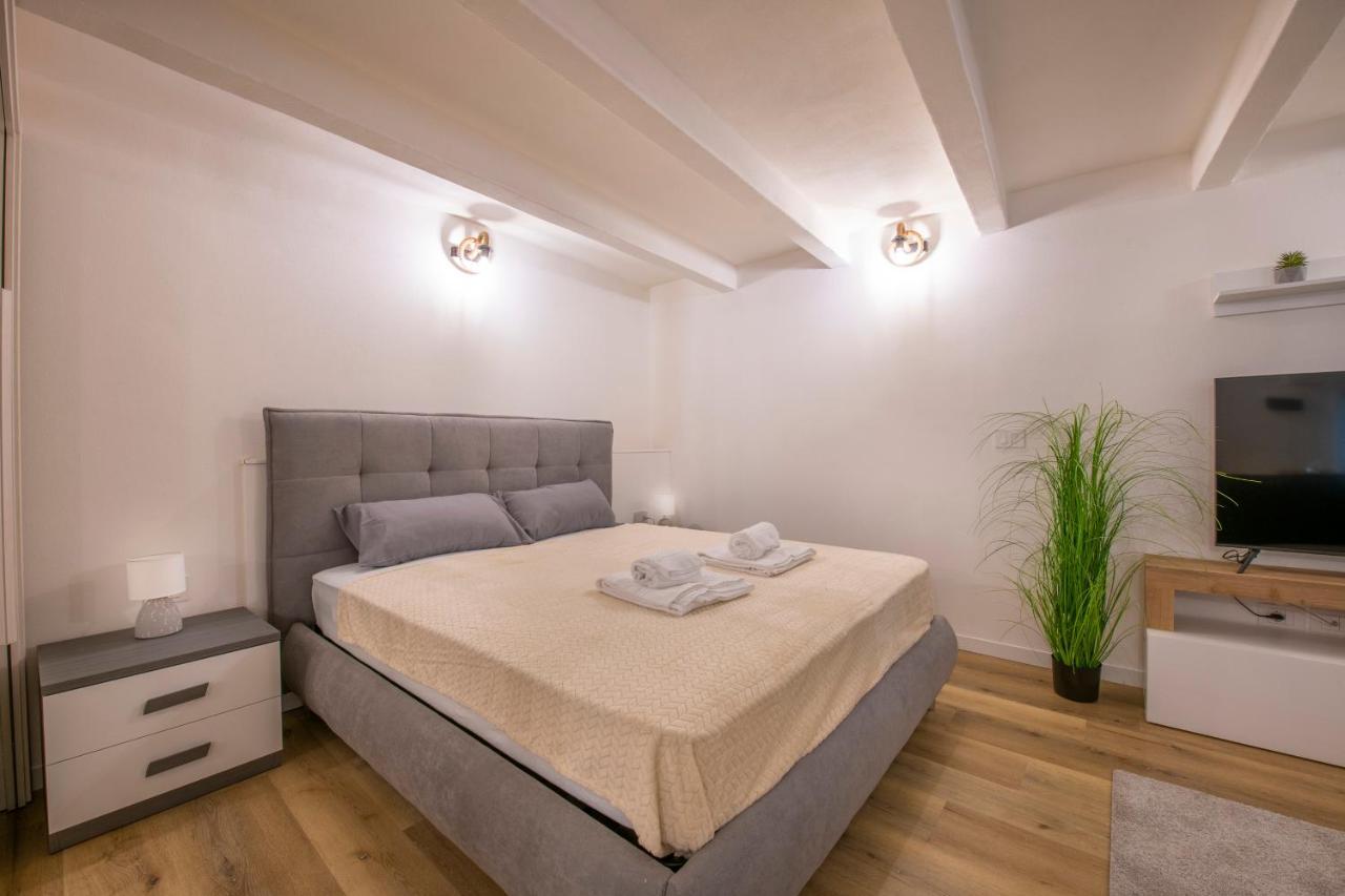 דירות ורונה Borsarihouse Wifi & Smarttv מראה חיצוני תמונה